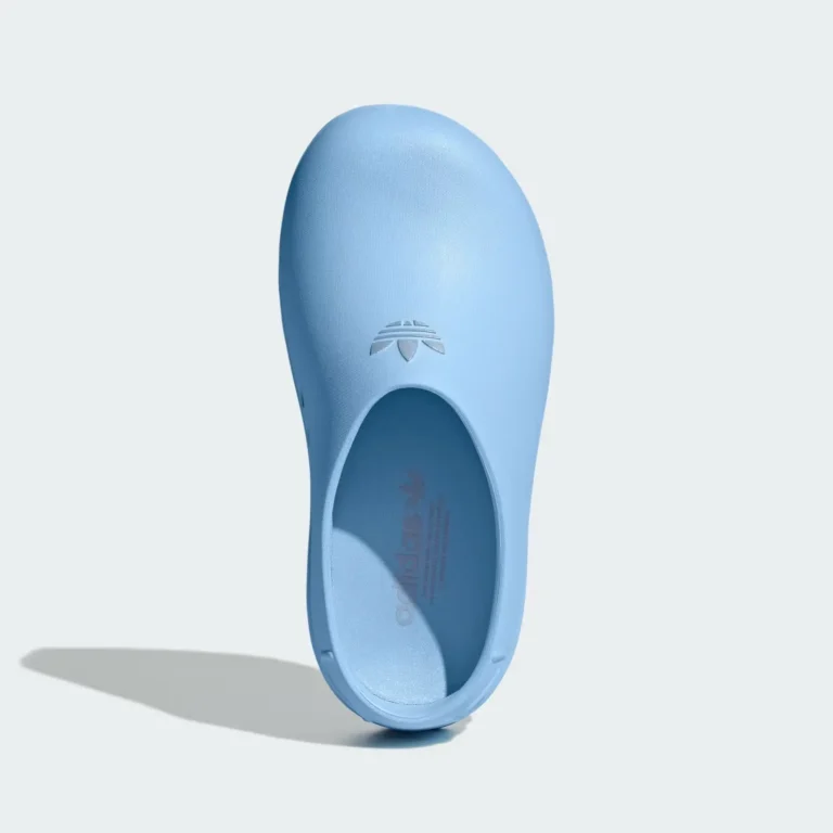 BLEU AD 2